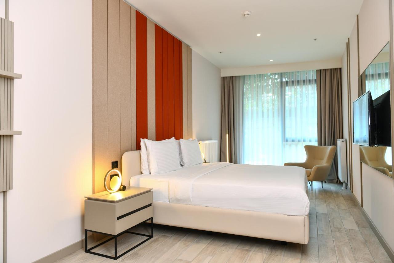 Aparthotel Westside Residences By Rotana 4*