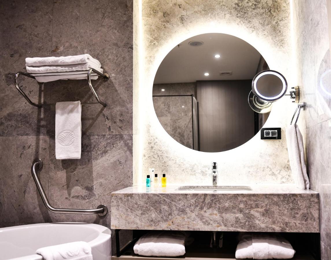 Westside Residences By Rotana
